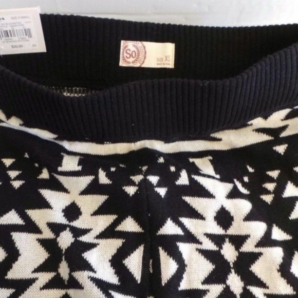 NWT Junior's SO High-Waisted Sweater Leggings Elastic waist ribbed - Picture 6 of 8